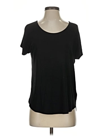 Lucy & Laurel Short Sleeve T-Shirt (view 1)