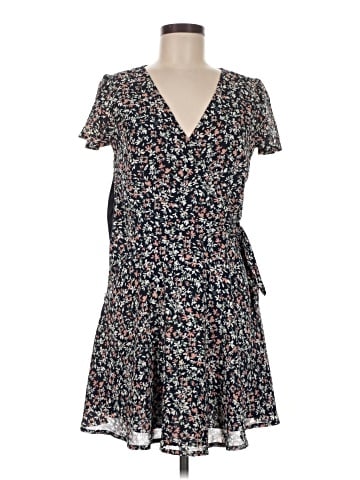 Abercrombie & Fitch Casual Dress (view 1)