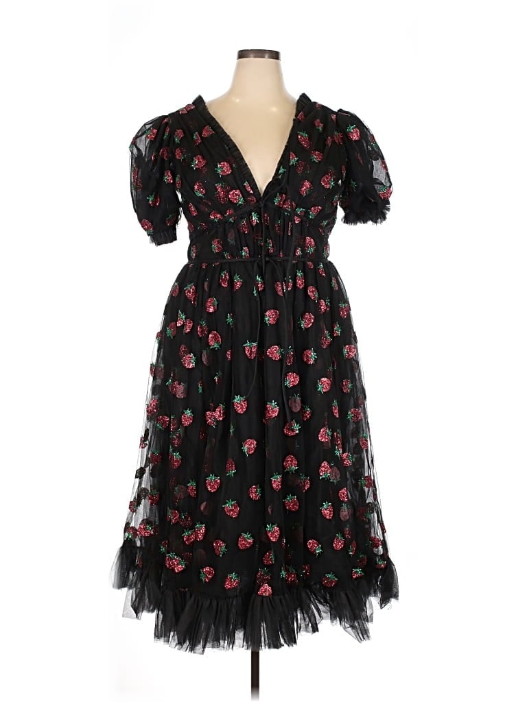 Pre-owned Lirika Matoshi Cocktail Dress In Black