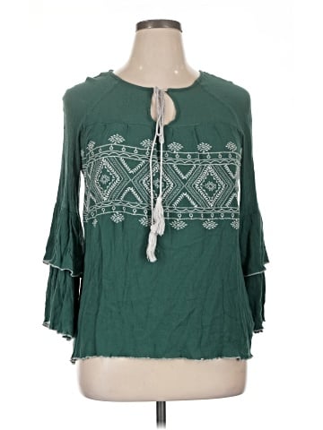 Weekend Suzanne Betro 3/4 Sleeve T-Shirt (view 1)