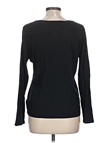 Essentials Long Sleeve T-Shirt (view 2)