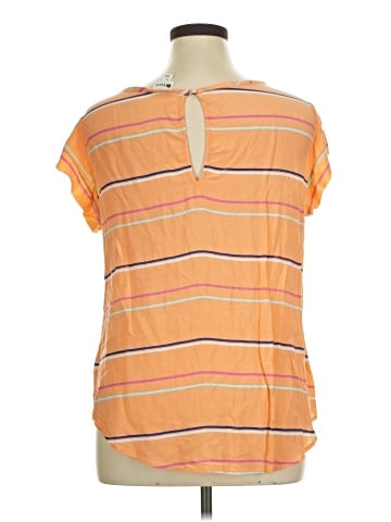Stylus Short Sleeve Top (view 2)