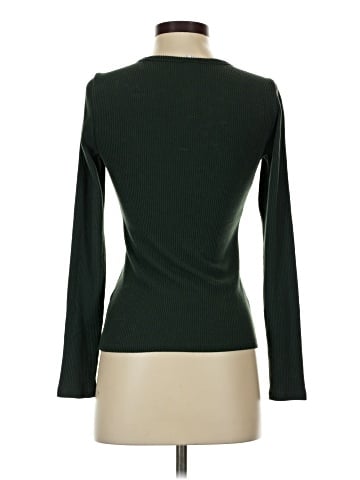 Old Navy Long Sleeve T-Shirt (view 2)