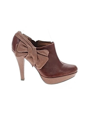 Poetic License Heels (view 1)