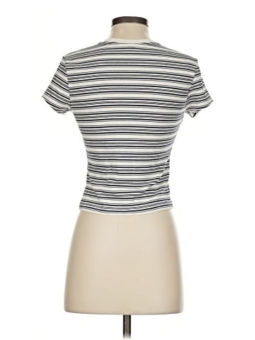 Uniqlo Short Sleeve Turtleneck (view 2)