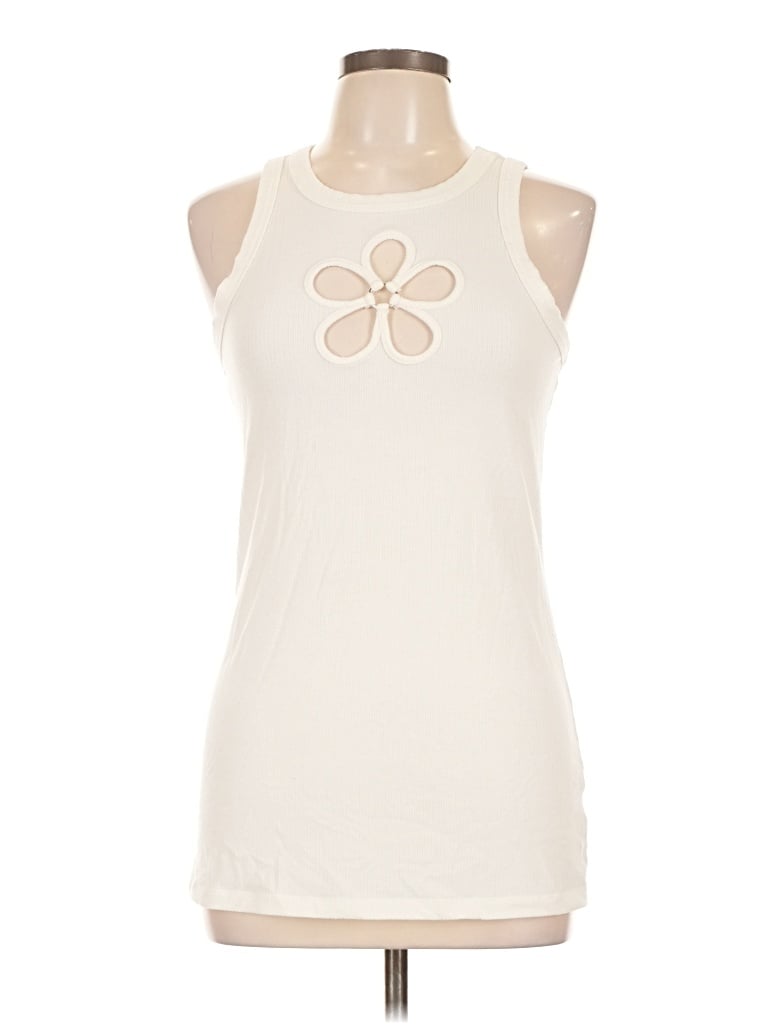 Pre-owned Torrid Sleeveless T-shirt In Ivory