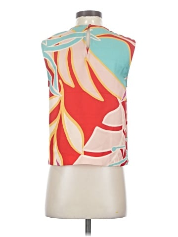 Alex Marie Sleeveless T-Shirt (view 2)