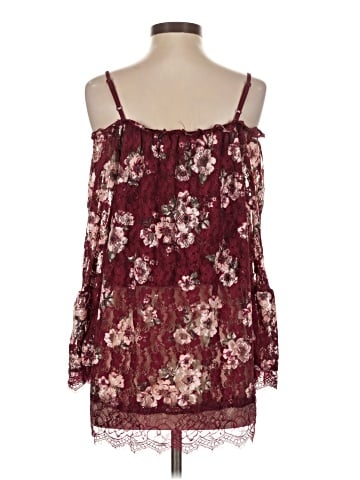 No Boundaries Sleeveless Blouse (view 2)