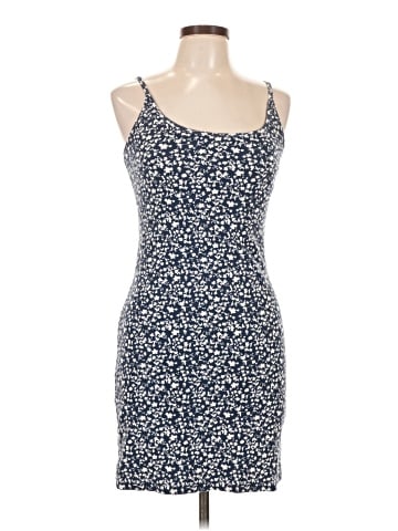Old Navy Casual Dress (view 1)