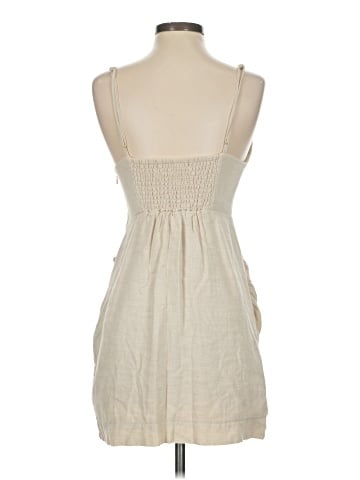 Urban Outfitters Casual Dress (view 2)