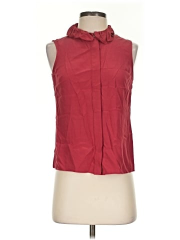 CAbi Sleeveless Button-Down Shirt (view 1)