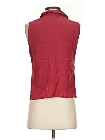 CAbi Sleeveless Button-Down Shirt (view 2)