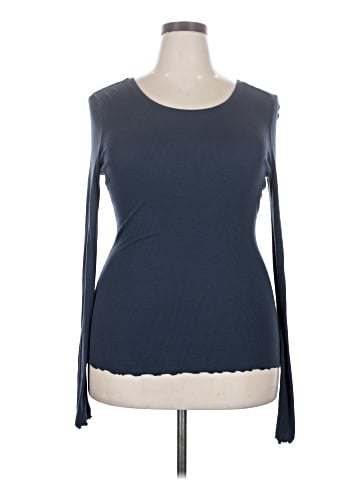 Hinge Long Sleeve Top (view 1)