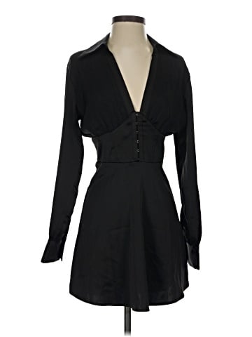 Urban Outfitters Casual Dress (view 1)