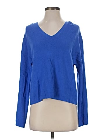 Old Navy Pullover Sweater (view 1)