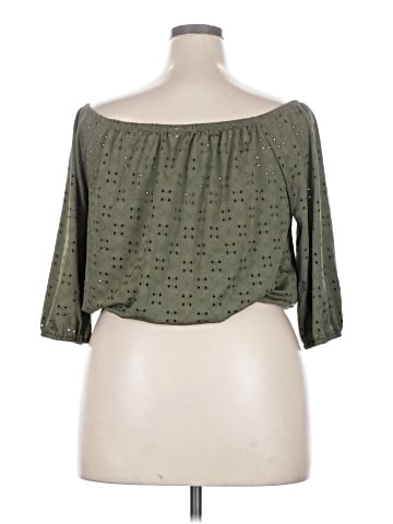 No Boundaries 3/4 Sleeve Blouse (view 2)