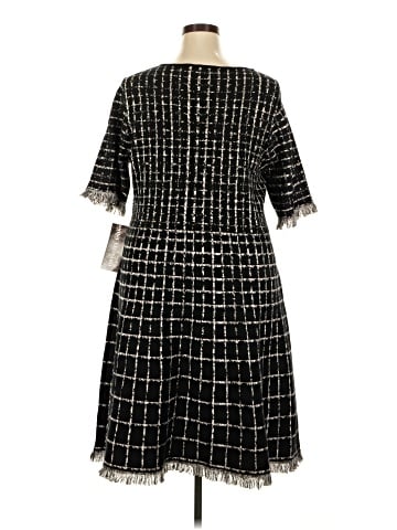 Nina Leonard Cocktail Dress (view 2)