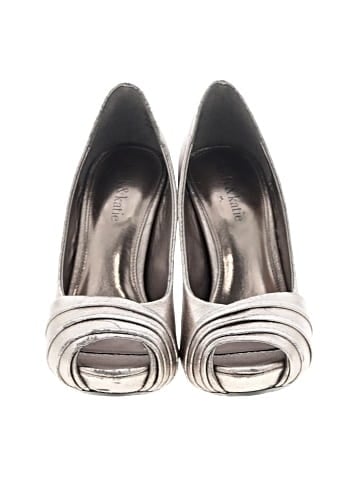 Kelly & Katie Heels (view 2)