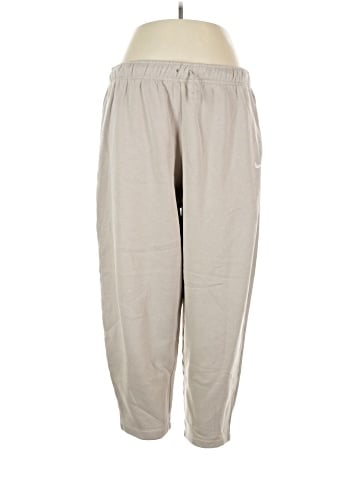 Nike Casual Pants (view 1)