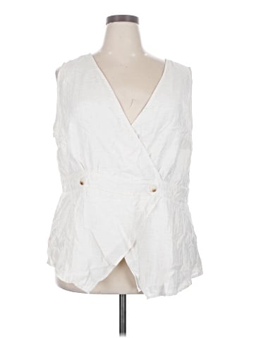 BLOOMCHIC Sleeveless Blouse (view 1)