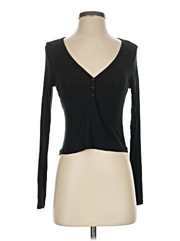Victoria's Secret Long Sleeve T-Shirt (view 1)