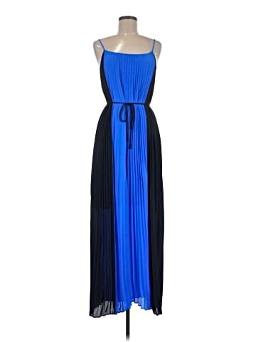 Banana Republic Casual Dress (view 1)