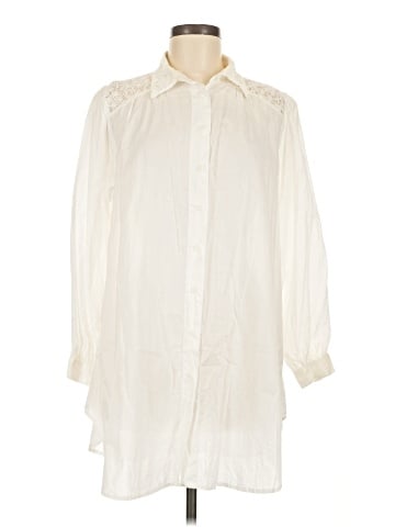 Victoria's Secret 3/4 Sleeve Blouse (view 1)