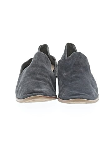 Crown Vintage Flats (view 2)