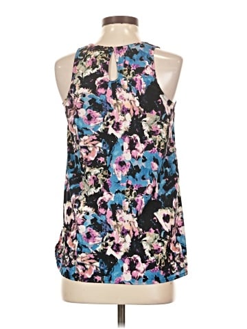 Romeo & Juliet Couture Sleeveless Blouse (view 2)