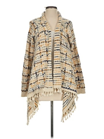 Mystree Poncho (view 1)