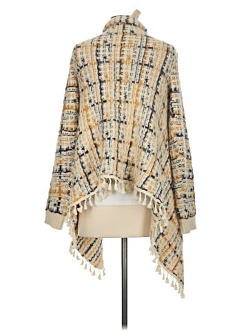 Mystree Poncho (view 2)