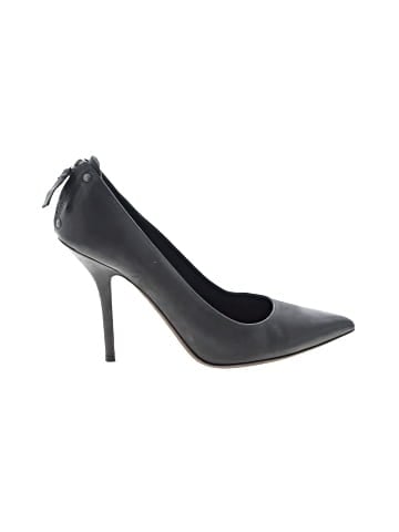 Vera Wang Heels (view 1)