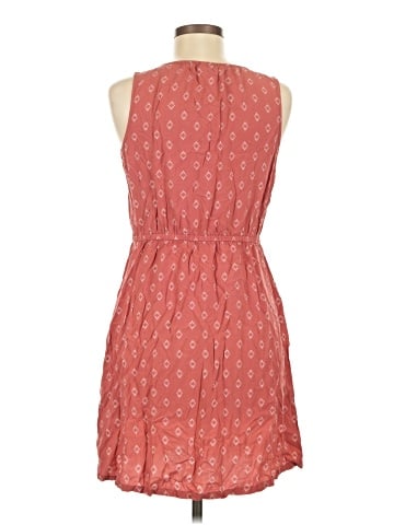Old Navy Casual Dress (view 2)
