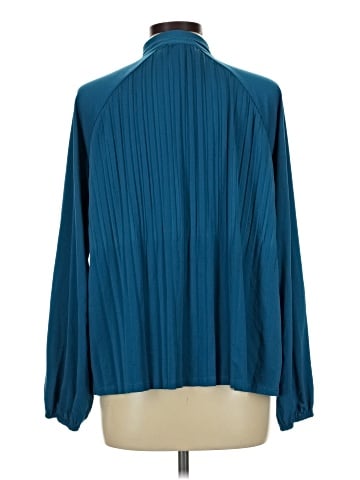 Cable & Gauge Long Sleeve Blouse (view 2)