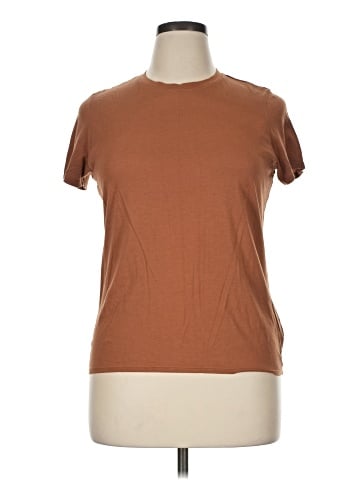 Mott & Bow Short Sleeve T-Shirt (view 1)