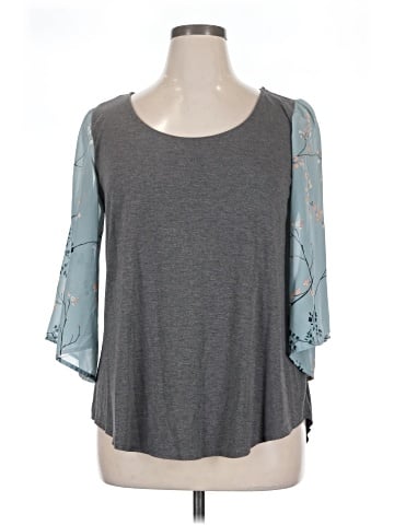 Maurices 3/4 Sleeve Top (view 1)