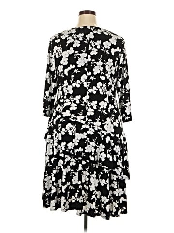 Signature by Robbie Bee Casual Dress (view 2)