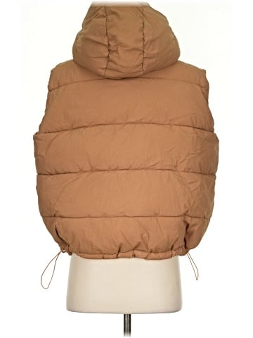 PrettyLittleThing Vest (view 2)