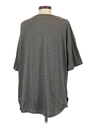 Unbranded 3/4 Sleeve T-Shirt (view 2)