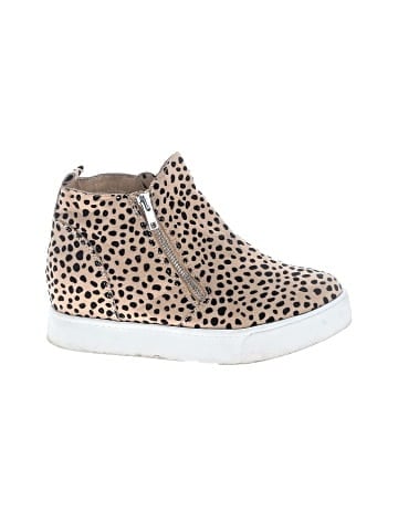 SODA Sneakers (view 1)