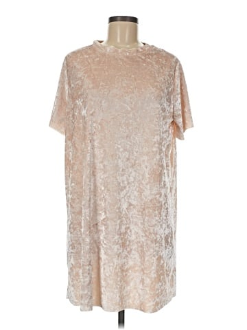 Xhilaration Cocktail Dress (view 1)