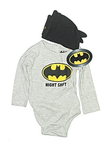 Batman Long Sleeve Onesie (view 1)