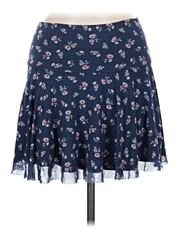 Abercrombie & Fitch Casual Skirt (view 1)