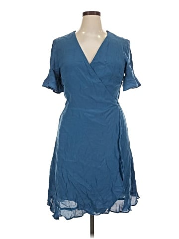 Willow & Clay Casual Dress (view 1)