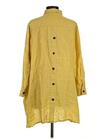 Comfy U.S.A. 3/4 Sleeve Button-Down Shirt (view 2)