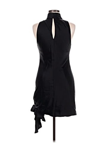 Cinq à Sept Cocktail Dress (view 2)