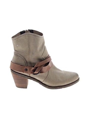 otBt Ankle Boots (view 1)