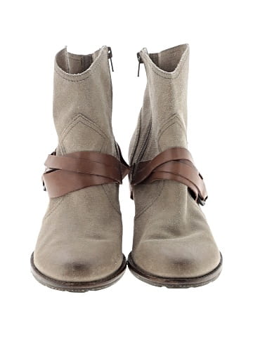 otBt Ankle Boots (view 2)
