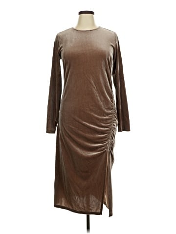 Old Navy Casual Dress (view 1)