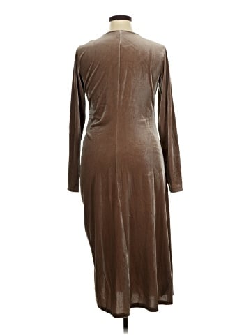 Old Navy Casual Dress (view 2)